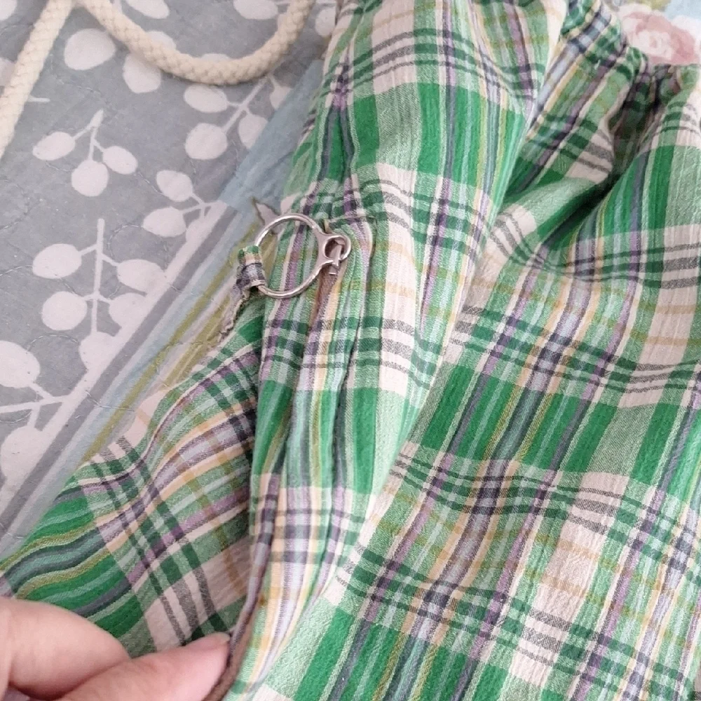 Vintage beige green